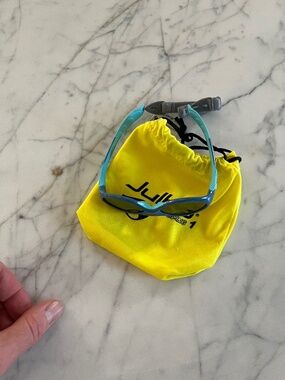 Julbo Looping 1 sunglass set with bag!
